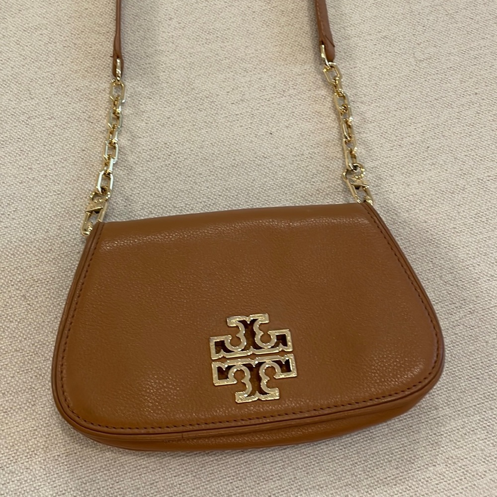 Tan Tory Burch purse